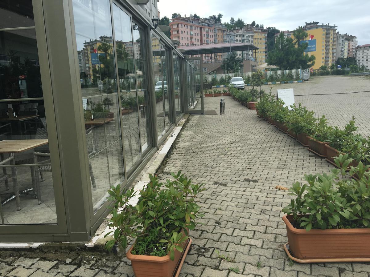 Deniz Konak Hotel Pazar  Bagian luar foto